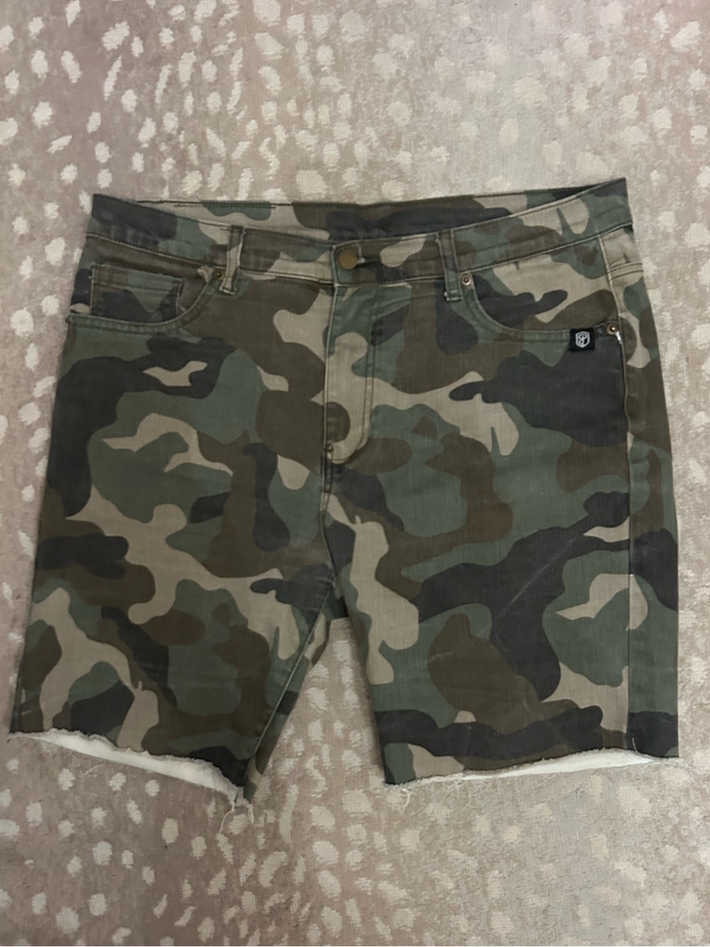 Born Primitive Men's Camo Utility Shorts - Green/Brown